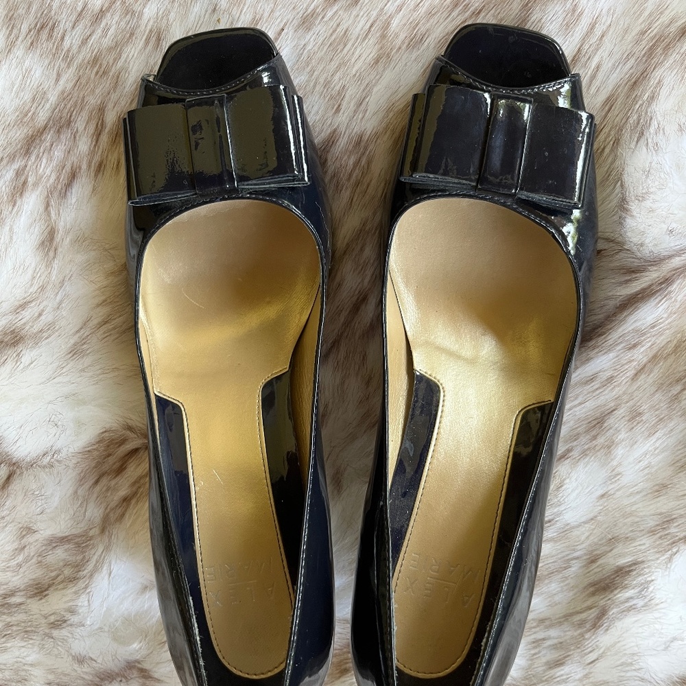 Black Patent Leather Peep Toe Pumps